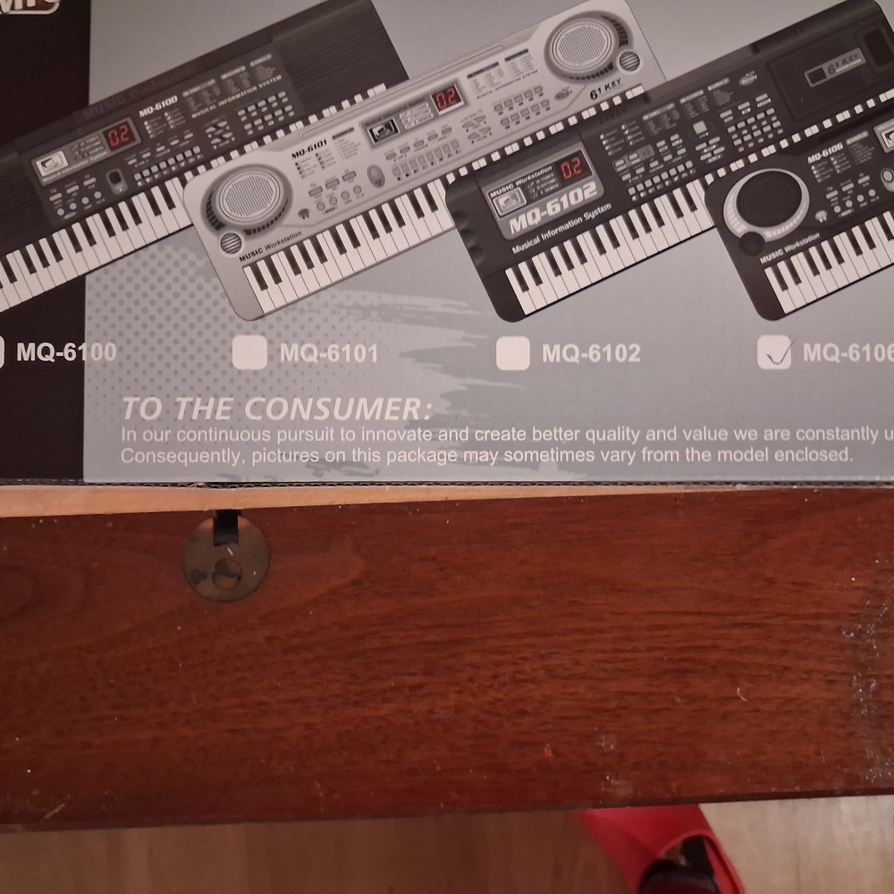 61-Key Electronic Keyboard - Picture 6 of 6
